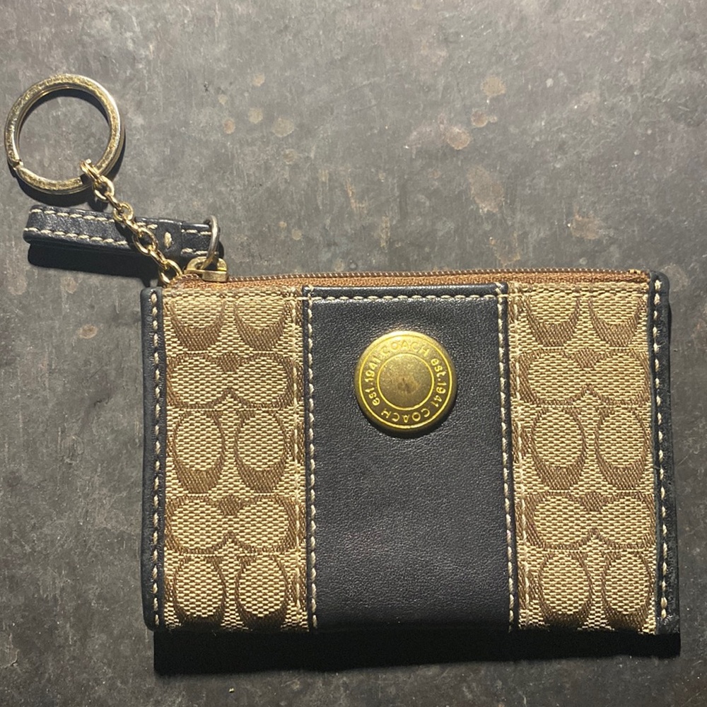Woman’s wallet